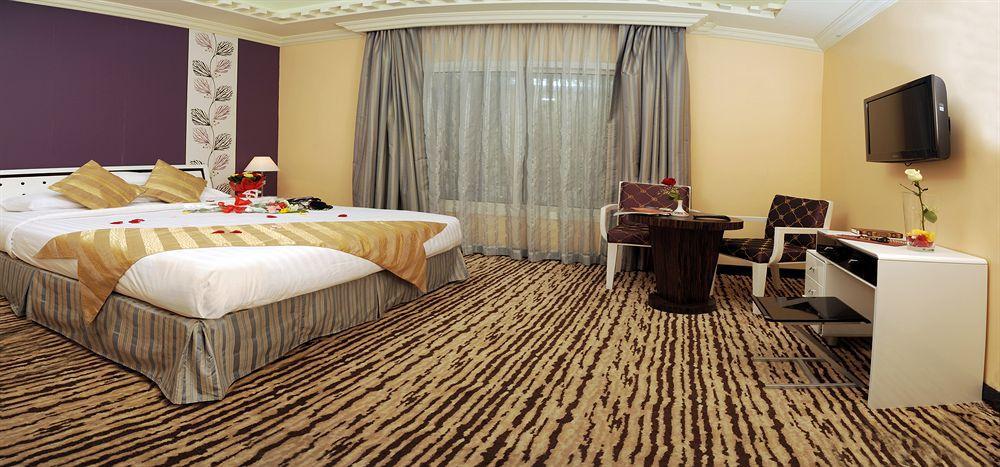 Al Waha Hotel Djedda Buitenkant foto