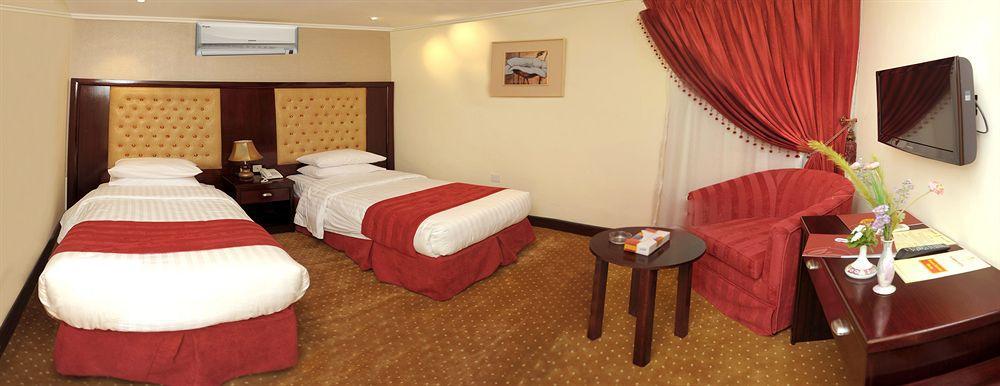 Al Waha Hotel Djedda Buitenkant foto
