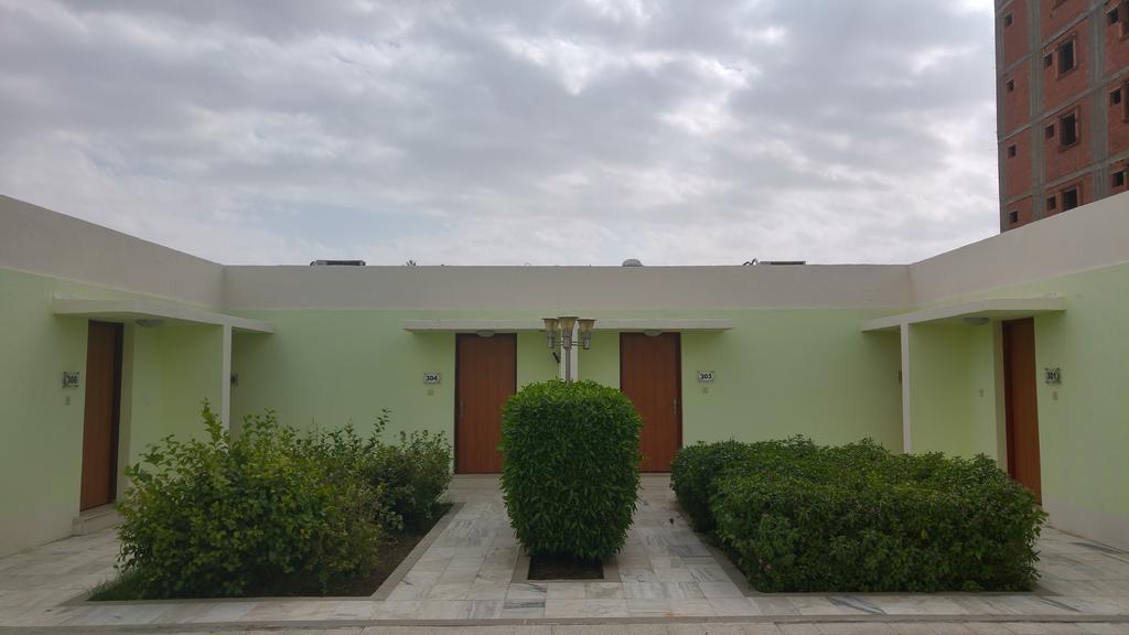 Al Waha Hotel Djedda Buitenkant foto