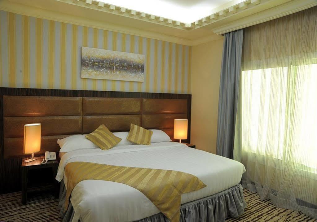 Al Waha Hotel Djedda Buitenkant foto